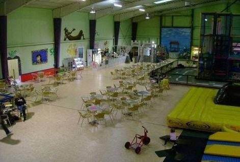 Super-Dubber Kinderland von außen